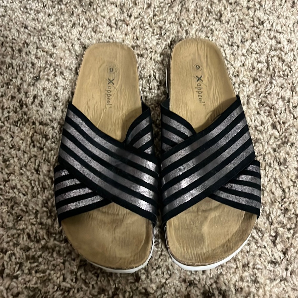 Xappeal slide sandals